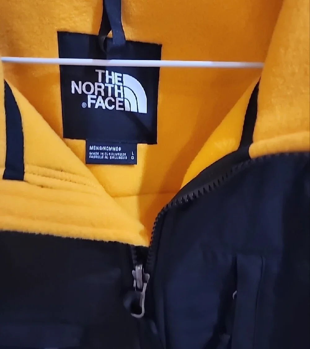 The North Face Men’s Summit Gold and Black Denali Fleece Jacket